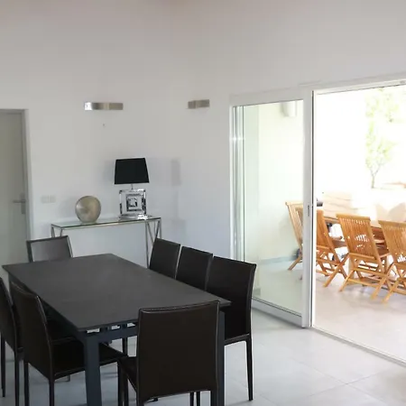 Les Lauriers Roses Villa